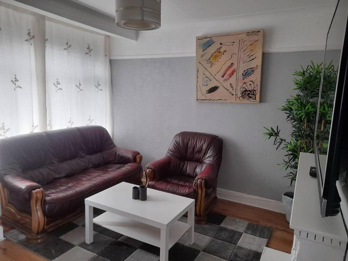 Bright 4-Bed House 15 Min To Manchester Centre Villa Dış mekan fotoğraf